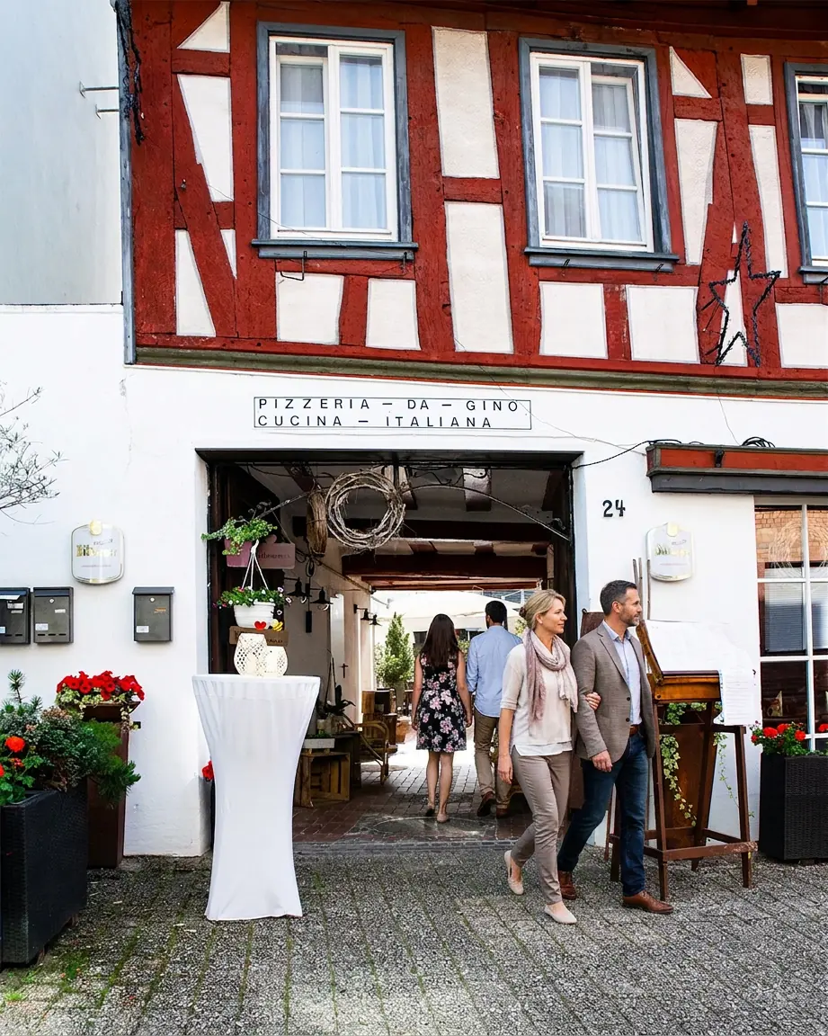 Fachwerkfassade der Pizzeria da Gino in Limburg